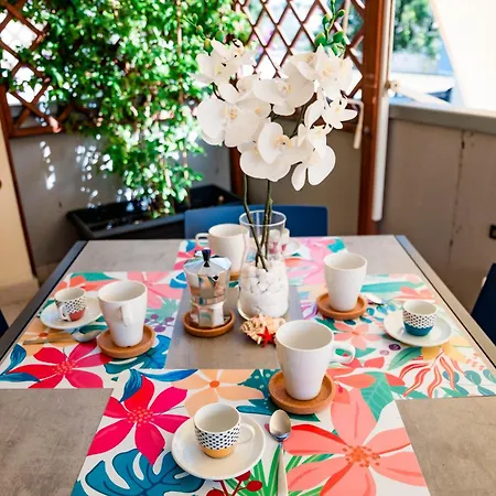 La Casita, *